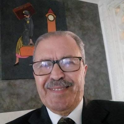 الكاتب محمد العيد بهلولي الكاتب محمد العيد بهلولي