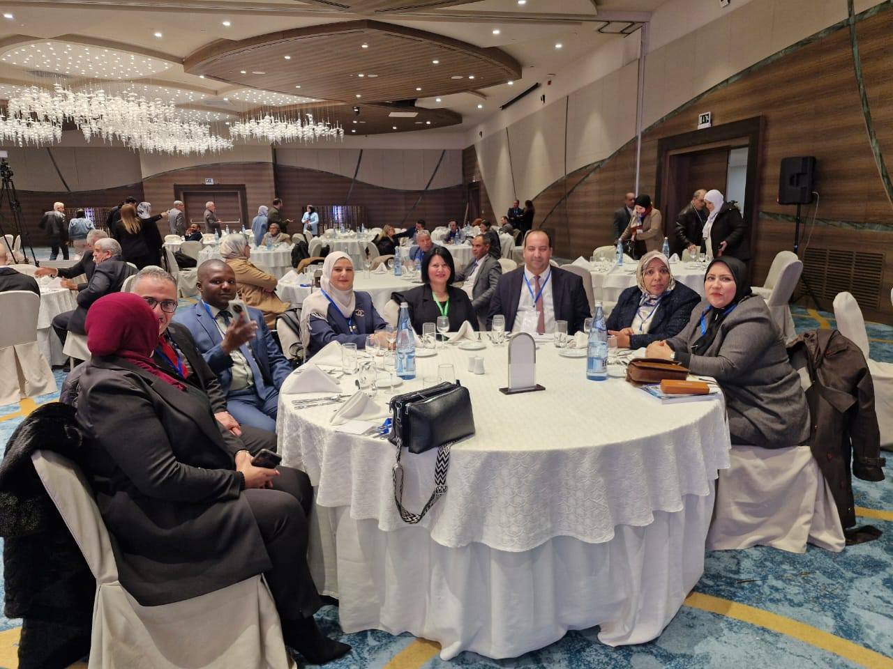 تكريم تكريم