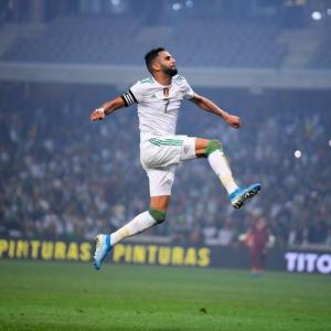 . Avec Salah Bey Aboud porte-parole de l'équipe nationale, Nourdine Ouled Ali l’entraineur EN U23,  Mourad Ait Tahar consultant de la chaine 2.