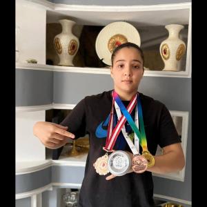 La jeune boxeuse, Ichrak Chaîb