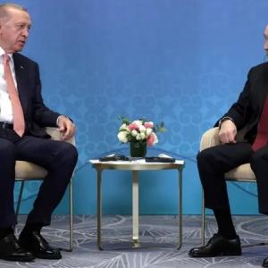 الرئيس التركي يعرض الوساطة في حرب اوكرانيا والكريملن يرفض