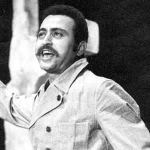 الفنان الراحل عبد القادر علولة