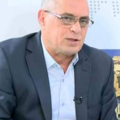 الصحفي والروائي عمار بورويس