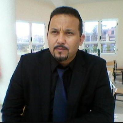 الكاتب فيصل الأحمر
