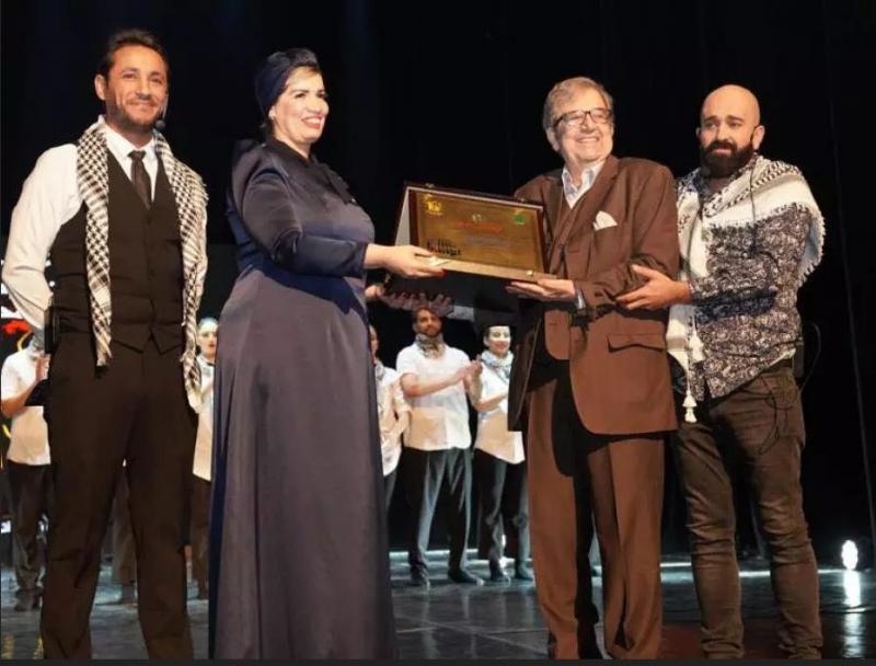 مهرجان المسرح المحترف 